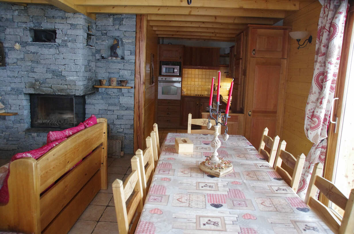 Chalet atypique vars les claux